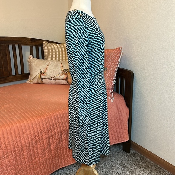Vineyard Vines Swell Print Dress Blue and Turquoise size Medium - Picture 4 of 16